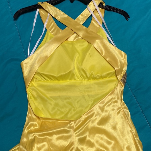 Long party dress. Golden yellow with silver beads - Picture 5 of 6